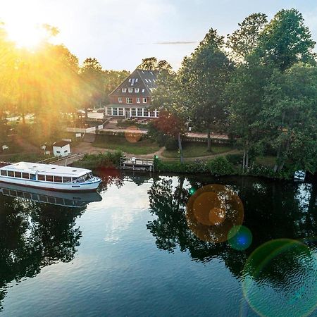 Lake House Плен Екстер'єр фото